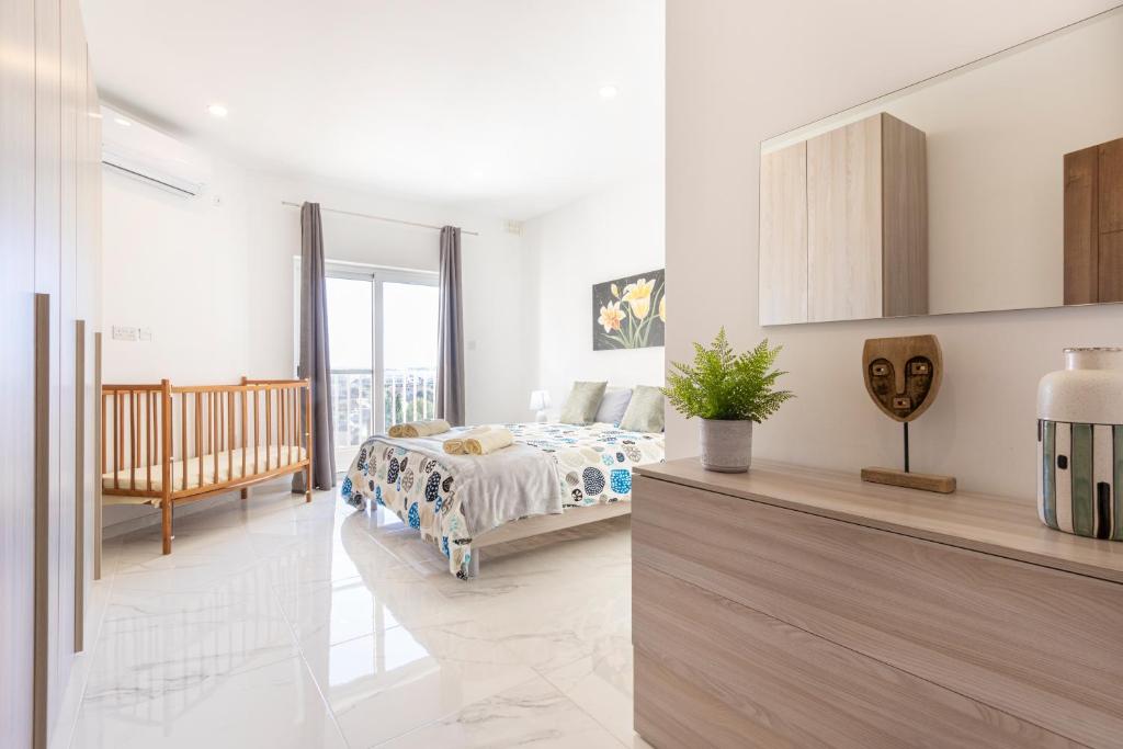 H3 - Modern and Spacious 3 Bedroom Apartment