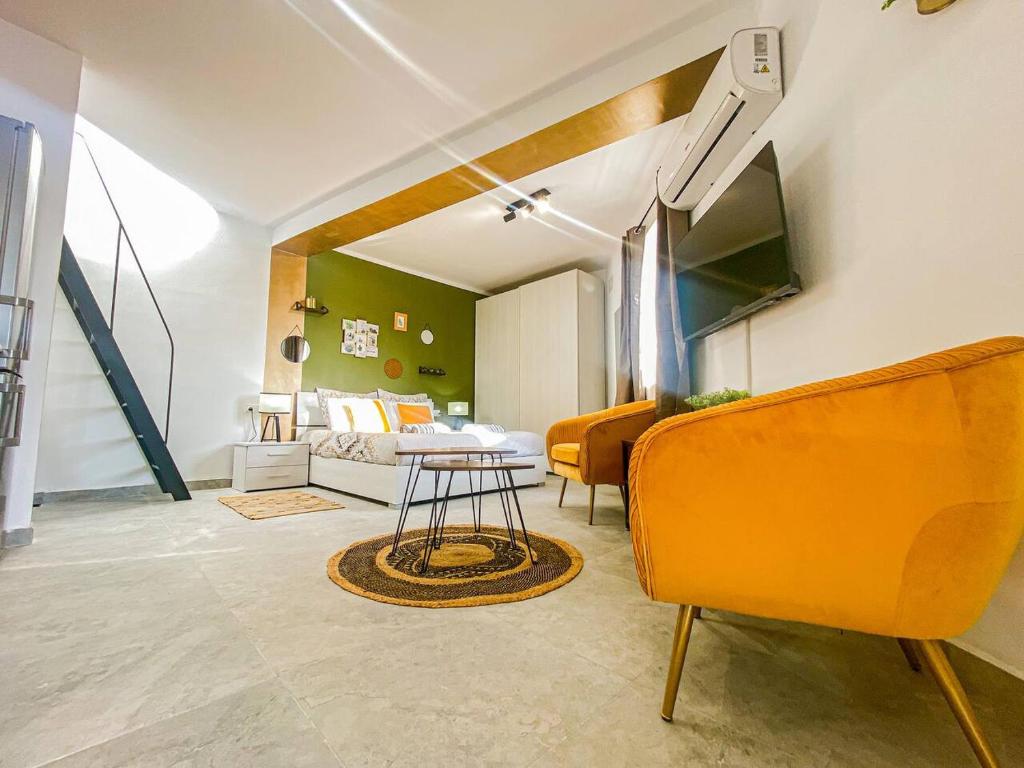 Sunny Studio Penthouse in Gzira
