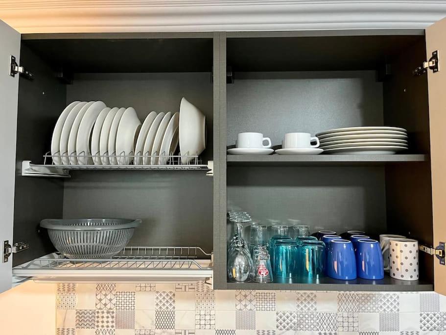 Iris Chic Residence