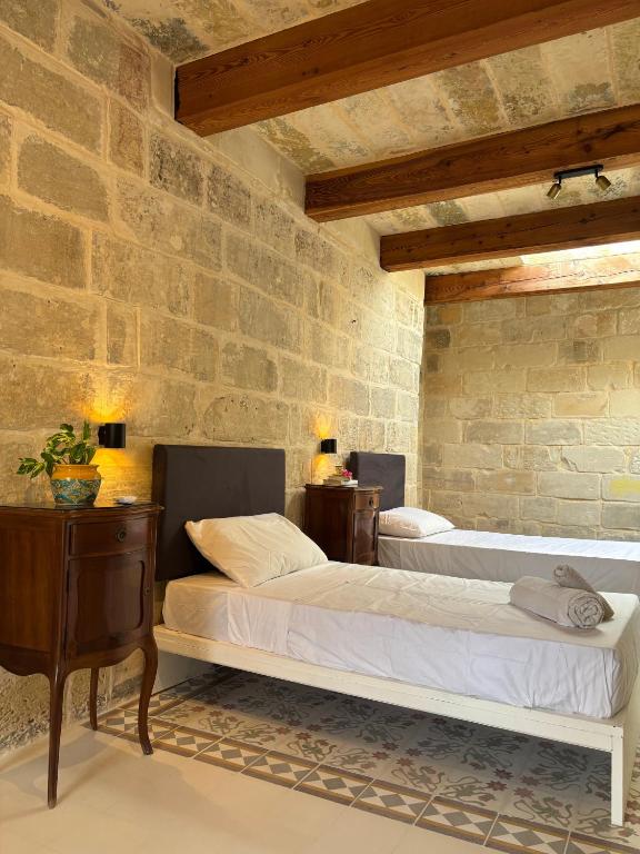 300 year old Townhouse near Mdina