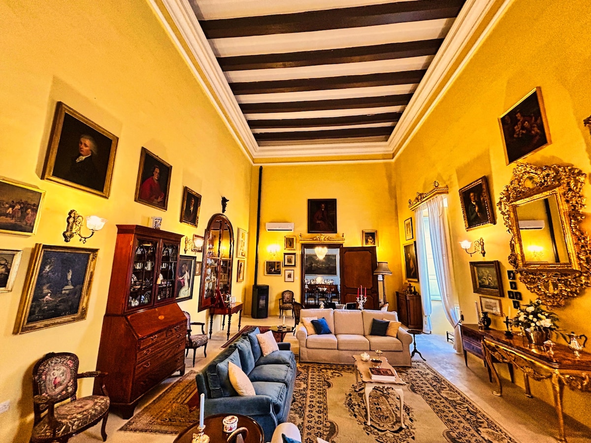 Dark Tales in an Mdina Palazzo - Guided Tour