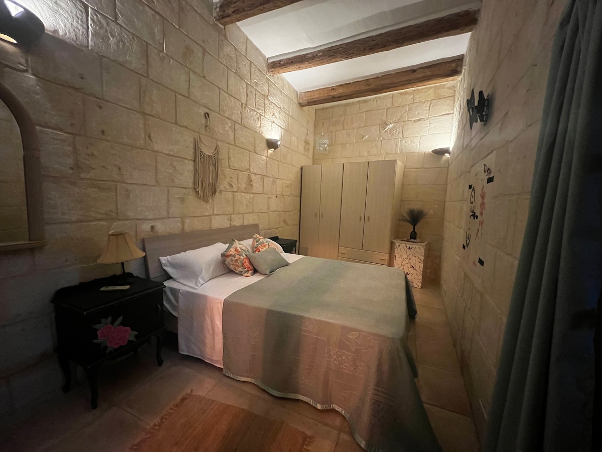 Private bedroom