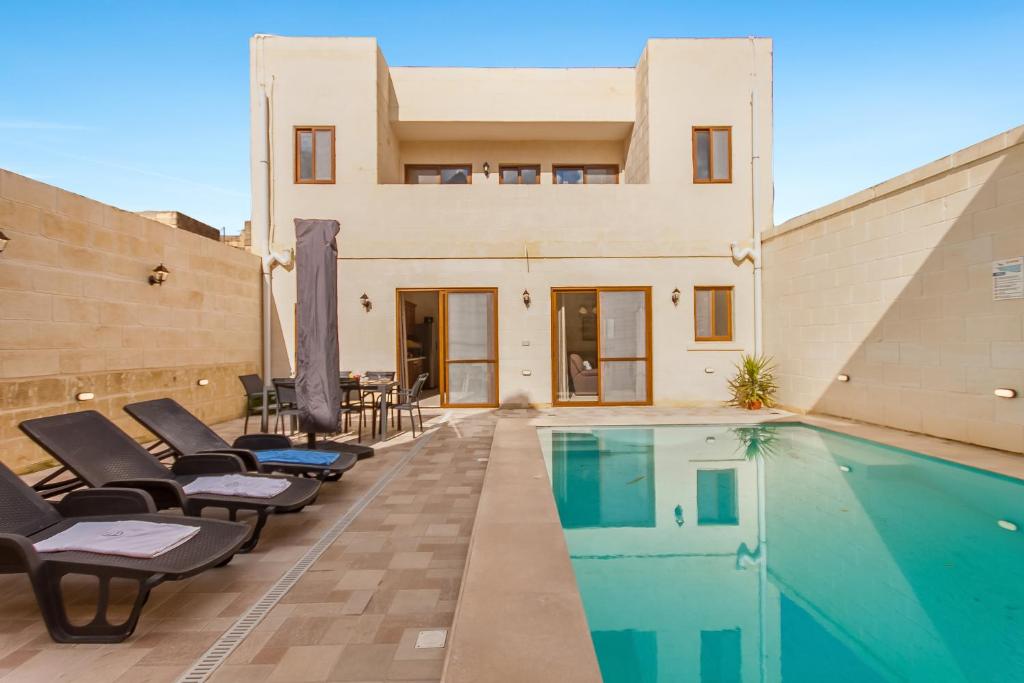 Nadurin, Large Villa 7 Bedrooms - 2 Pools