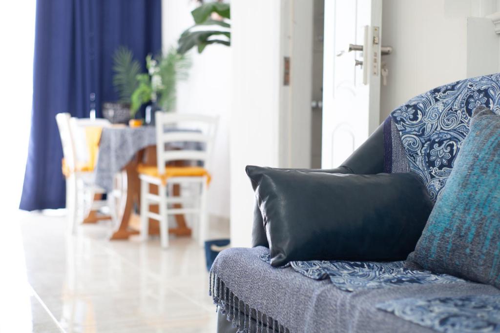 Violetta I 2 min Walk from the Beach