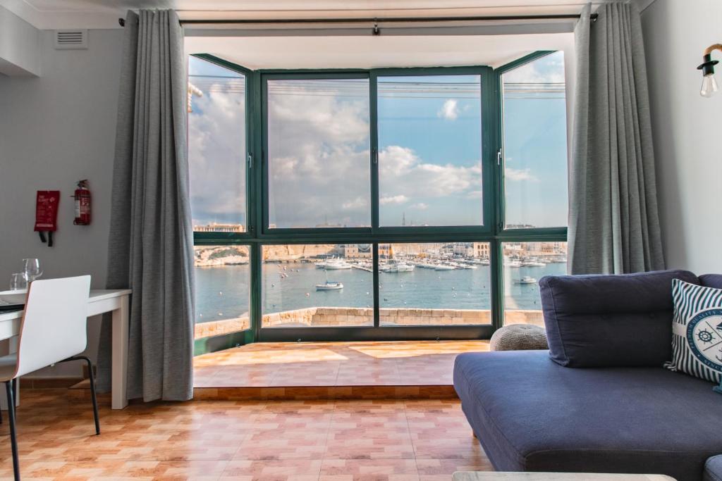 Grand Harbour View