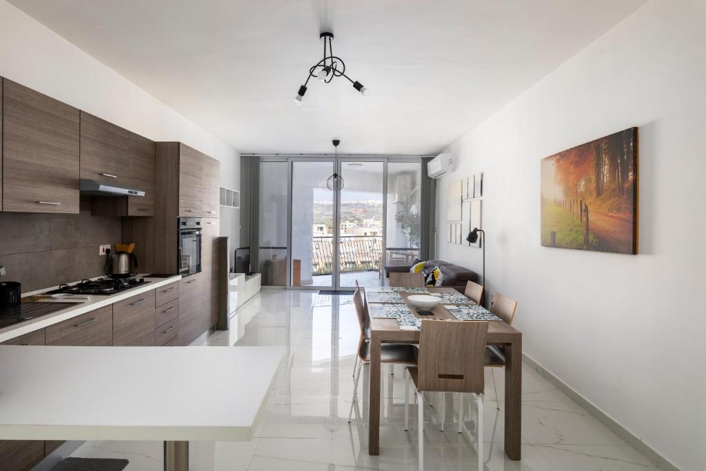Spacious 3BD Apartment with Country Views & Large Front Terrace with Outside Furniture