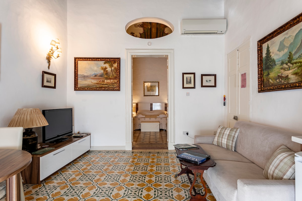 Apartment at Lloyd House Valletta Suite 1