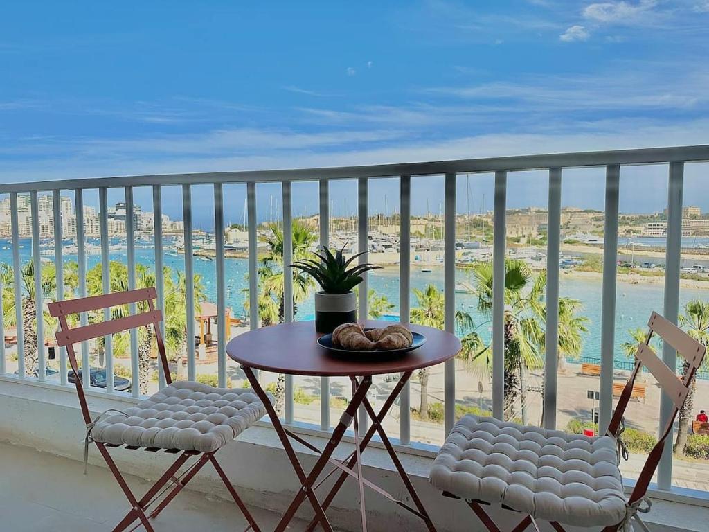 Valletta and Sea Views Super Location