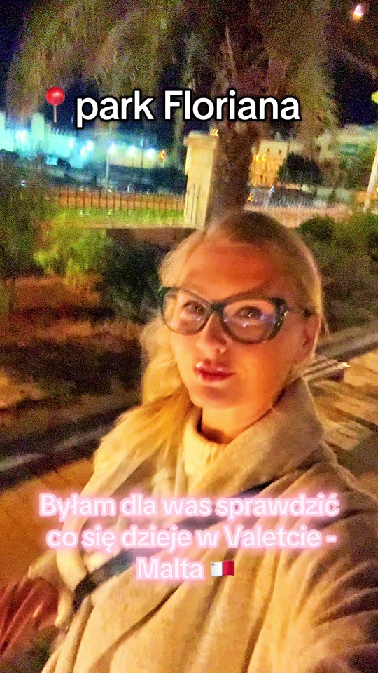 Stolica Malty jest już gotowa na święta 🌺🎄 #polkanamalcie  #valletta ...